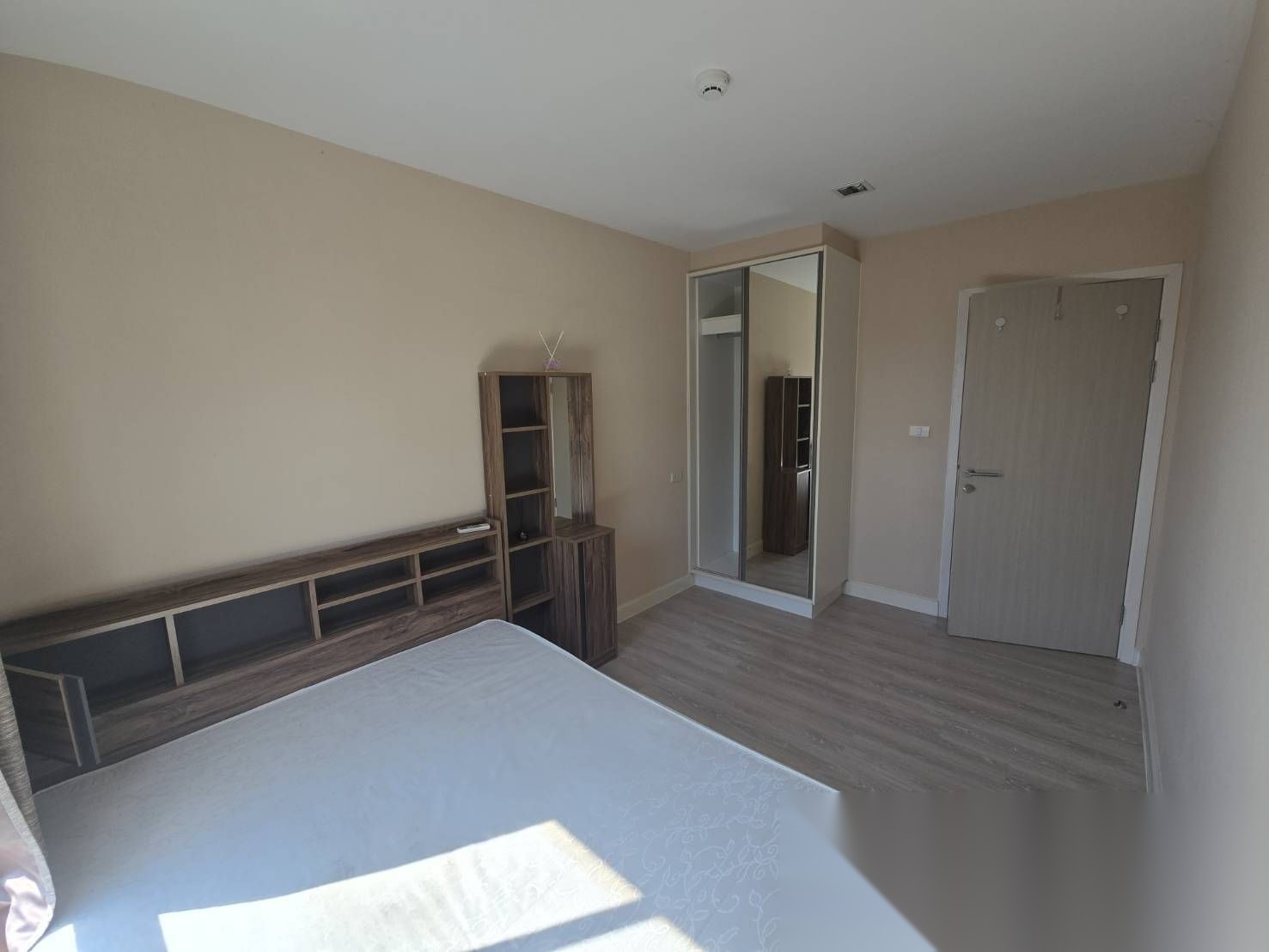 1 Bedroom Condo for sale at Metro Luxe Kaset — photo 5