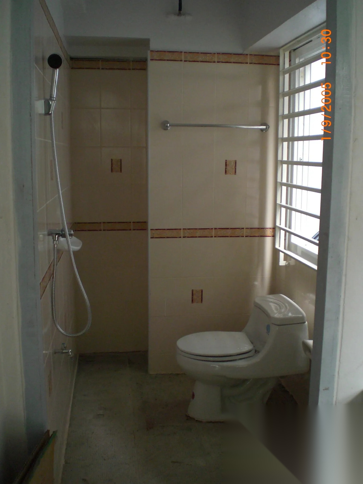 For Sale Commercial Building on Rong Muang Road near MRT Hua Lamphong — photo 5