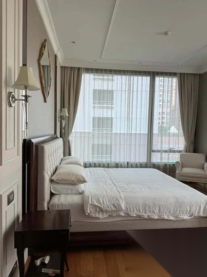 2 Bedroom Condo for sale at Sindhorn Residence [Leasehold] — photo 3