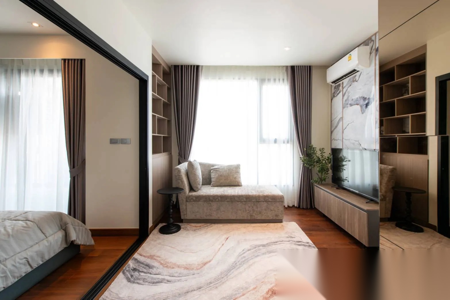 1 Bedroom Condo for sale at Altitude Symphony Charoenkrung — photo 4