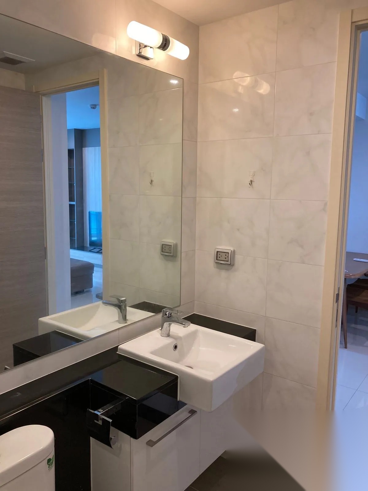 1 Bedroom Condo for sale at Supalai Riva Grande — photo 3