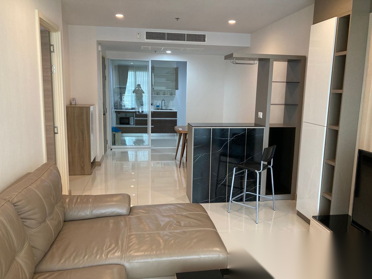 1 Bedroom Condo for sale at Supalai Riva Grande — photo 5