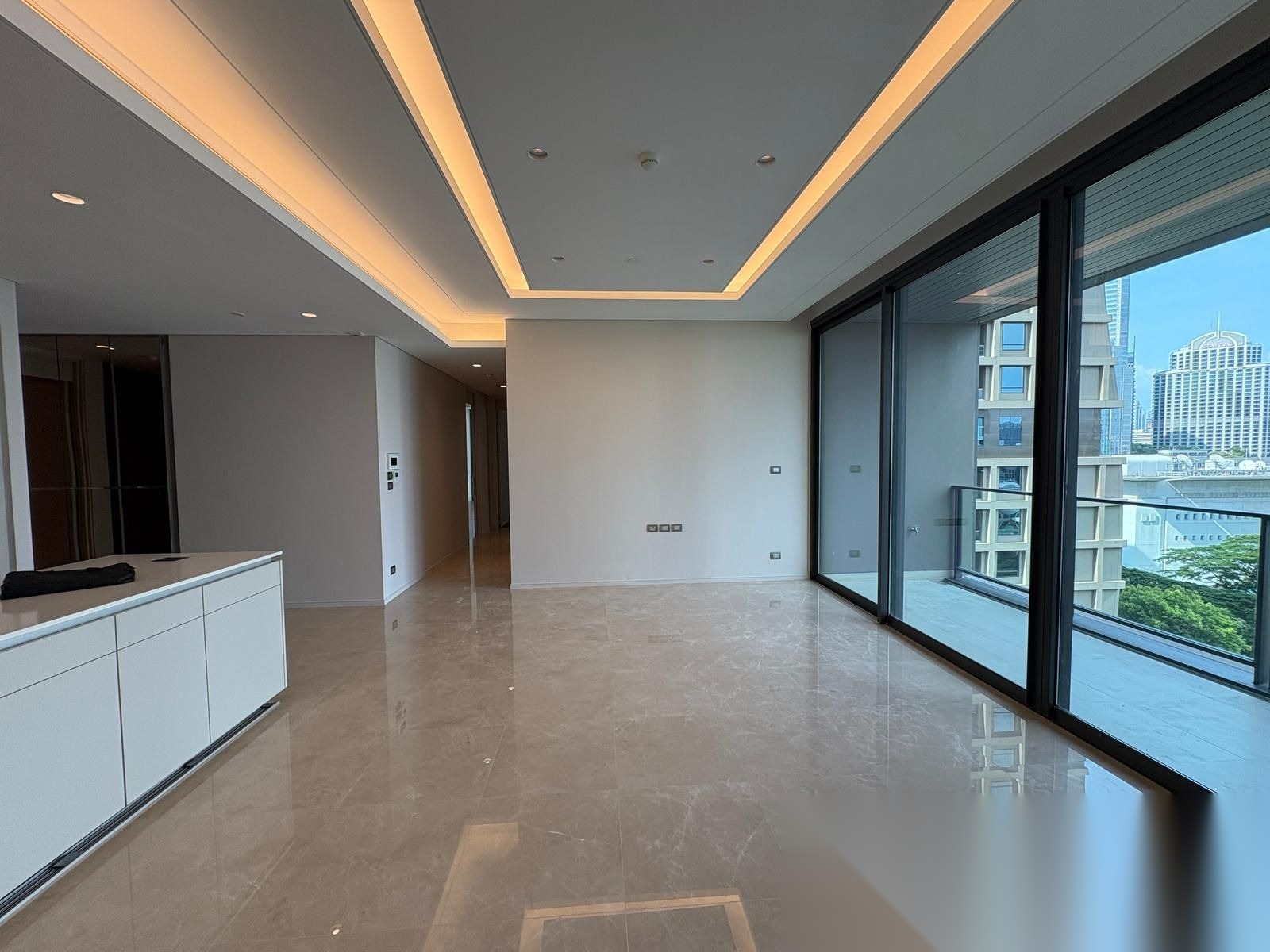 2 Bedroom Condo for sale at The Residences at Sindhorn Kempinski Hotel Bangkok [Leasehold] — photo 3