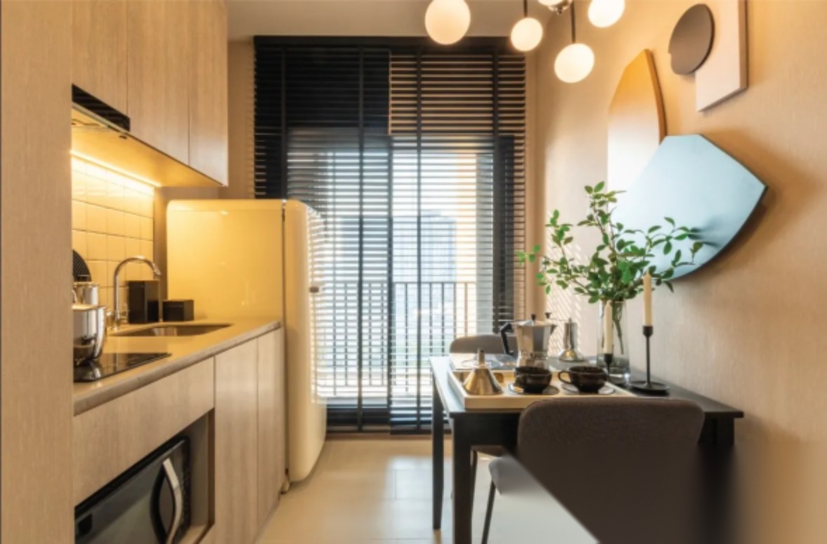 1 Bedroom Condo for sale at Metris Pattanakarn - Ekkamai — photo 3
