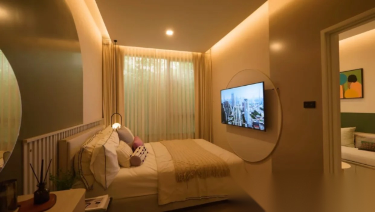1 Bedroom Condo for sale at Reference Sathorn - Wongwianyai — photo 1