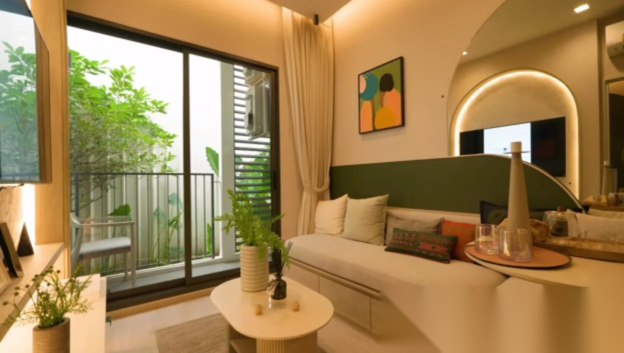 1 Bedroom Condo for sale at Reference Sathorn - Wongwianyai — photo 2