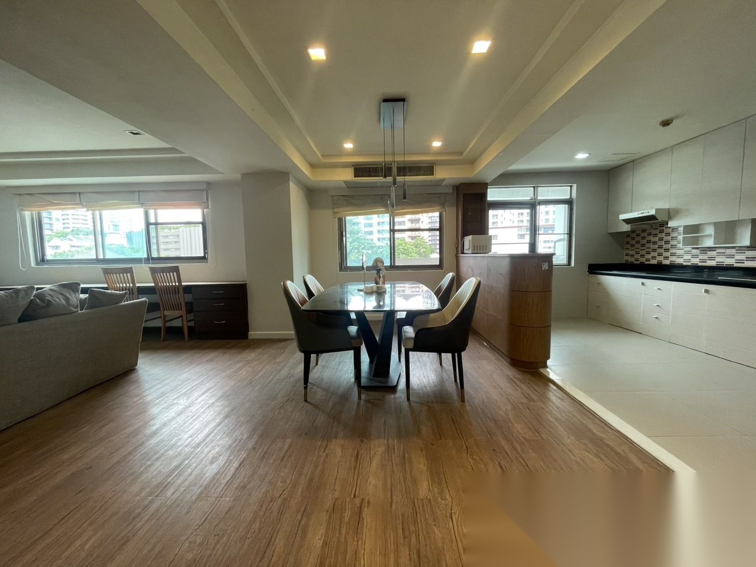 3 Bedroom Condo for sale at Royal Castle — photo 4