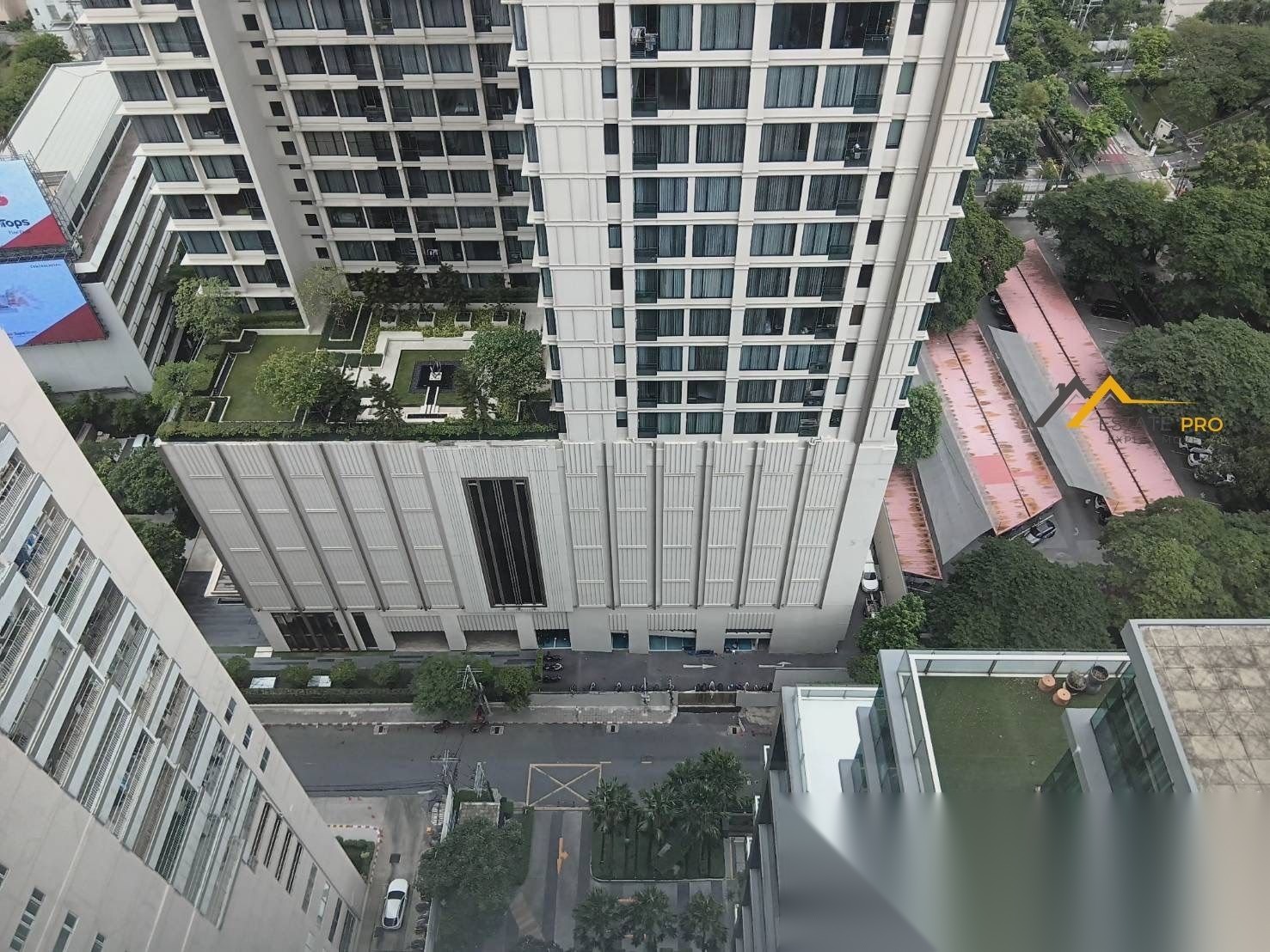 1 Bedroom Penthouse for sale at The Room Sukhumvit 21 — photo 4