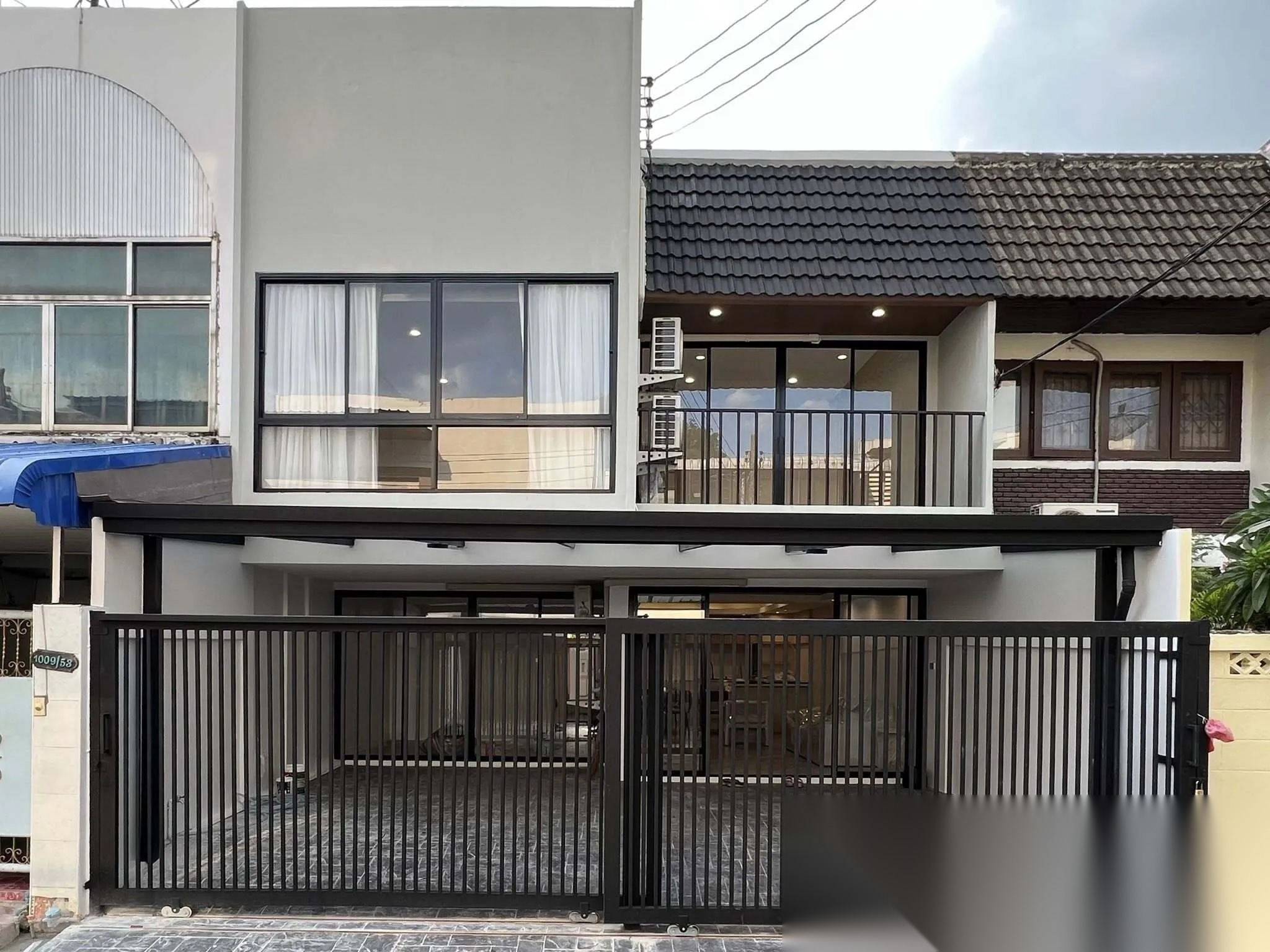 5 Bedrooms House with Private On-Sen for Sell at Ekkamai 22 — photo 1