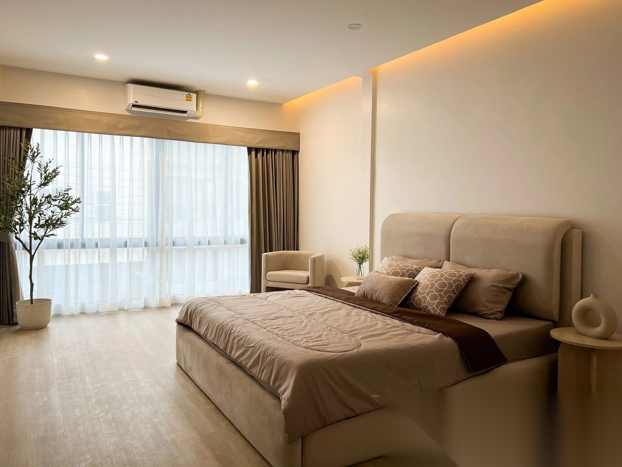 5 Bedrooms House with Private On-Sen for Sell at Ekkamai 22 — photo 5