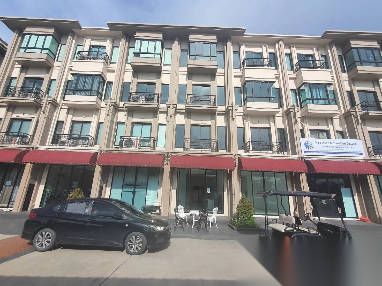 3 Bedroom Townhouse for sale at The Eiffel Ramkhamheang-Mistine — photo 1