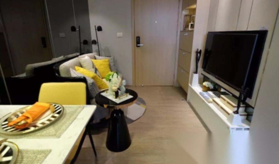 1 Bedroom Condo for sale at Regal Onnut - Srinakarin — photo 3