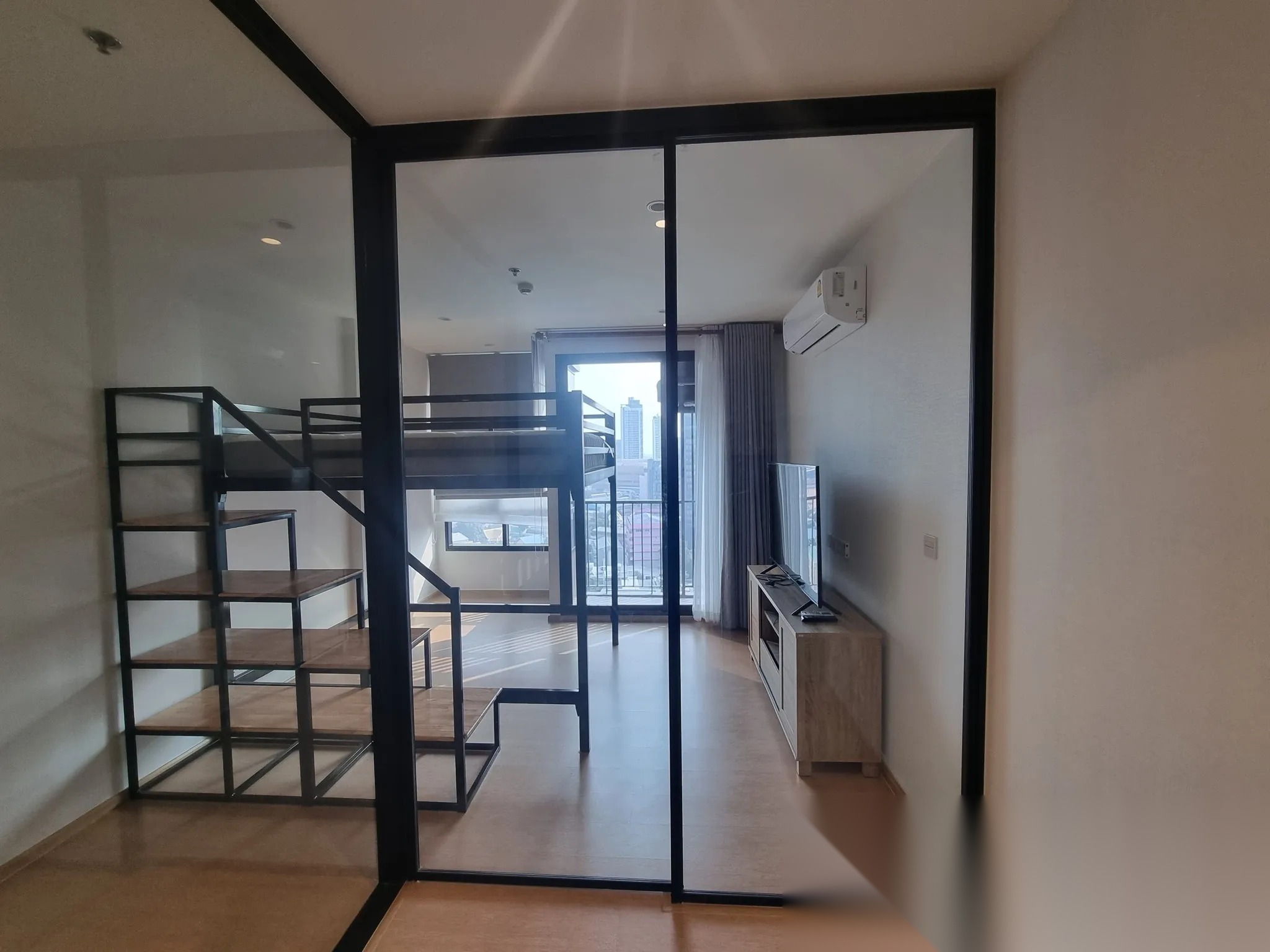 1 Bedroom Condo for sale at Maru Ekkamai 2 — photo 1