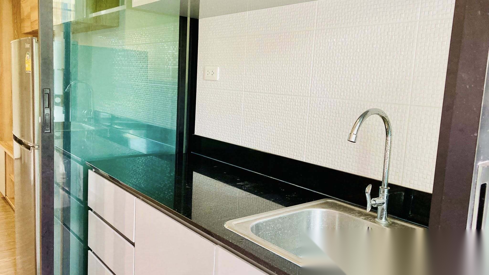 1 Bedroom Condo for sale at REACH Phahonyothin 52 — photo 5