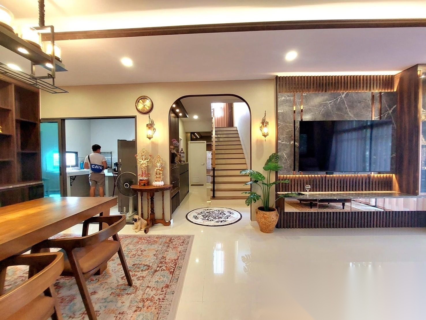 4 Bedroom House for sale at Grand Britania Rama 9 - Krungthep Kreetha — photo 4