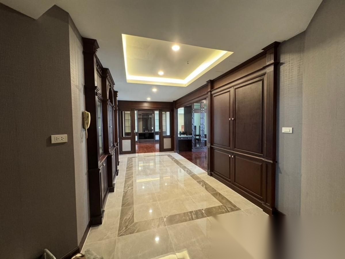 3 Bedroom Condo for sale at Riverside Villa Condominium 1 — photo 4