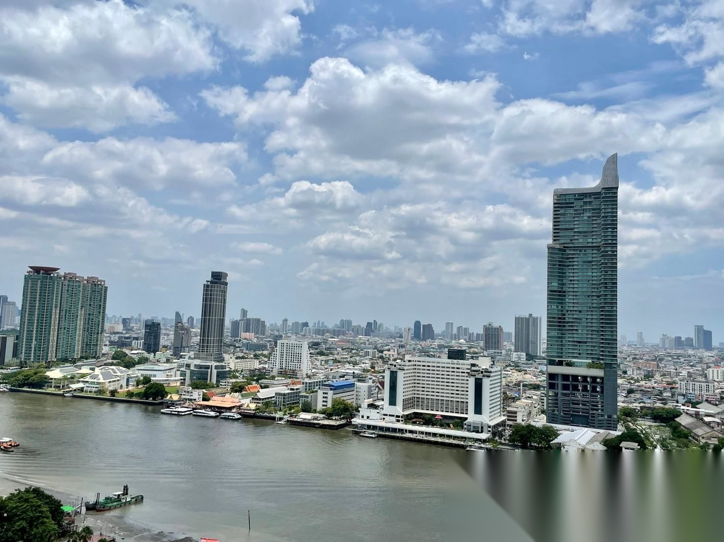 3 Bedroom Condo for sale at Watermark Chaophraya — photo 2