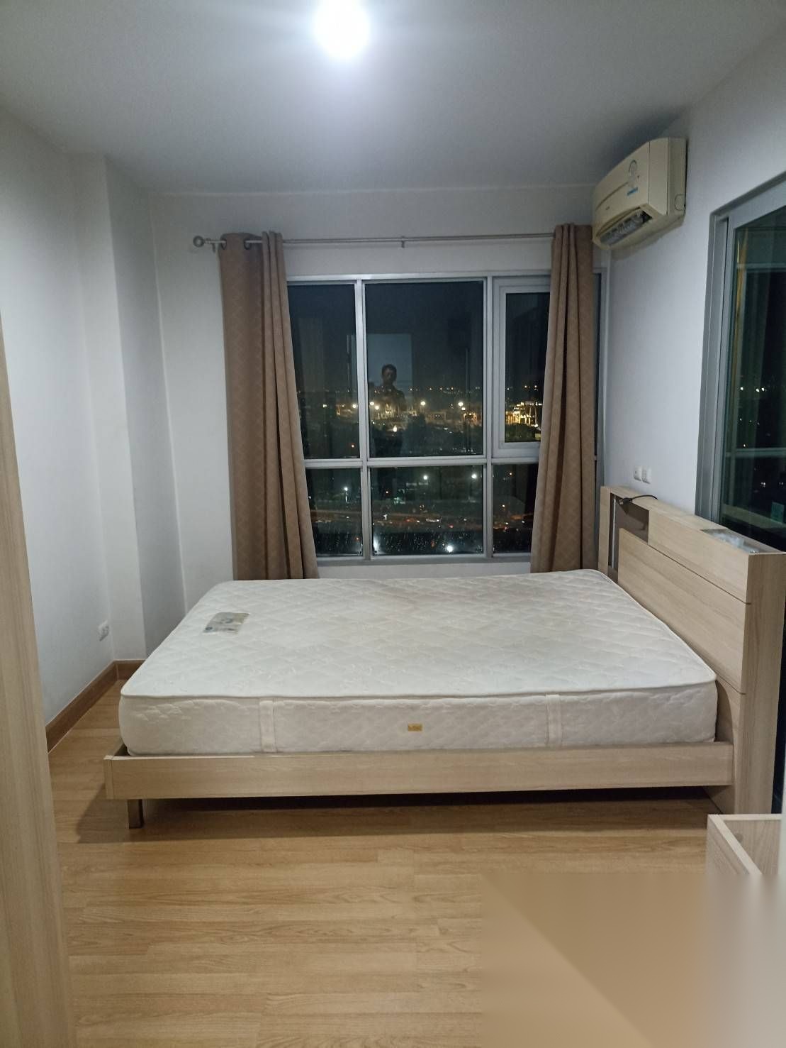 1 Bedroom Condo for sale at Aspire Rama 4 — photo 2