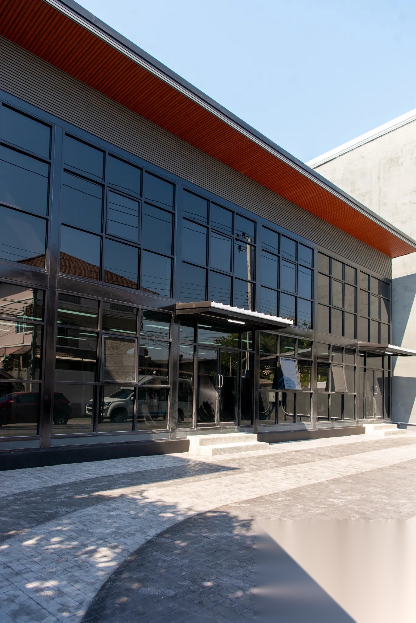 Office Warehouse 100SQW Sukhumvit location near BTS — photo 5