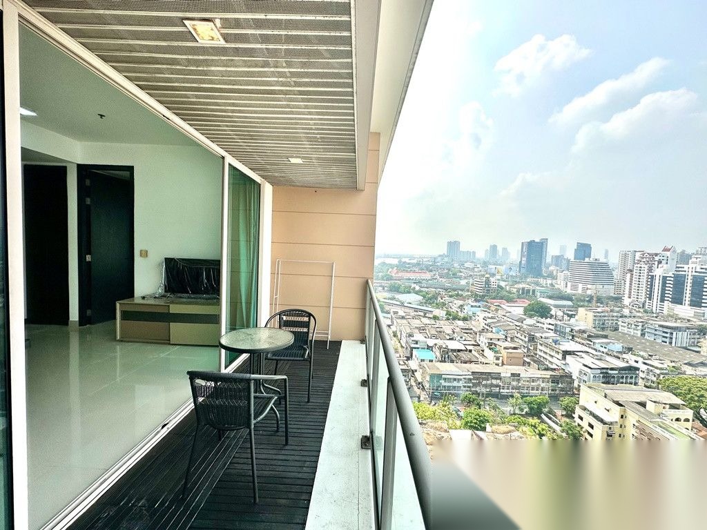 2 Bedroom Condo for sale at The Lofts Yennakart — photo 1