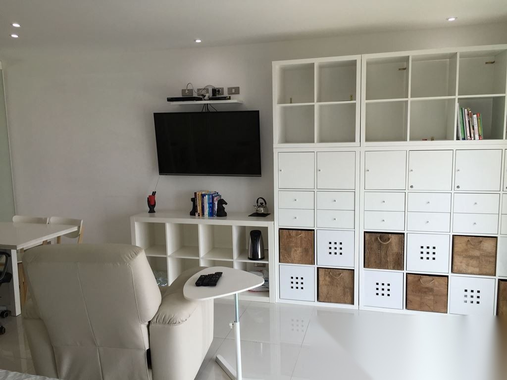1 Bedroom Condo for sale at Sathorn Gardens — photo 3