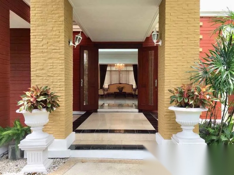 5 Bedroom House for sale at Narasiri Pattanakarn-Srinakarin — photo 4
