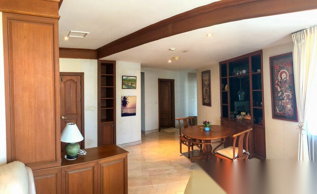 2 Bedroom Condo for sale at Royal River Place — photo 5