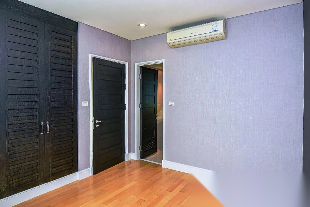 3 Bedroom Condo for sale at Aguston Sukhumvit 22 — photo 4
