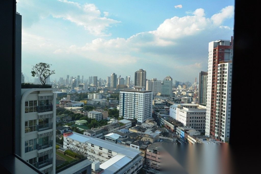 1 Bedroom Condo for sale at Life Sukhumvit 48 — photo 5
