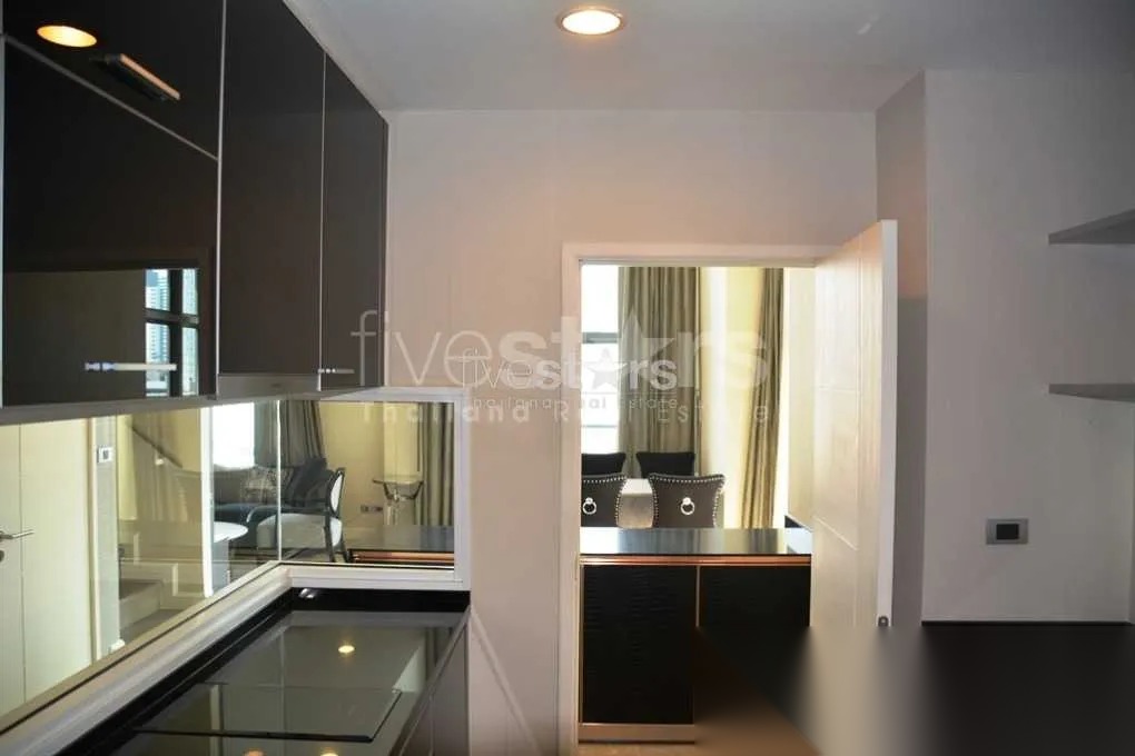 2 Bedroom Condo for sale at The Crest Sukhumvit 34 — photo 5