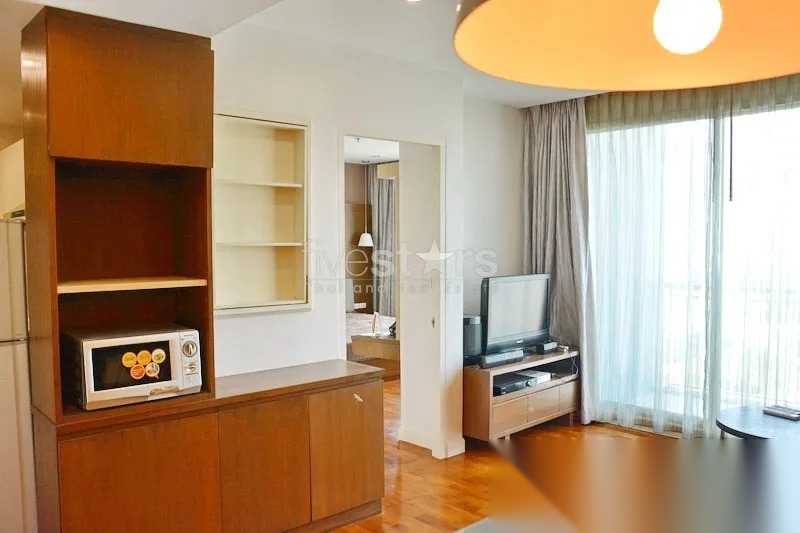 1 Bedroom Condo for sale at Baan Siri 31 — photo 2