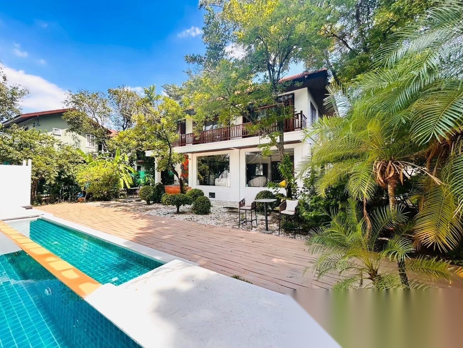 Unique 3 Home Colonial Thai Estate — photo 1