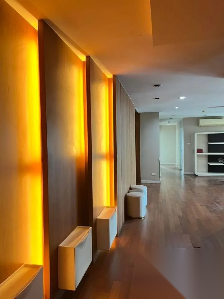 6 Bedroom Penthouse for sale at Belle Grand Rama 9 — photo 1