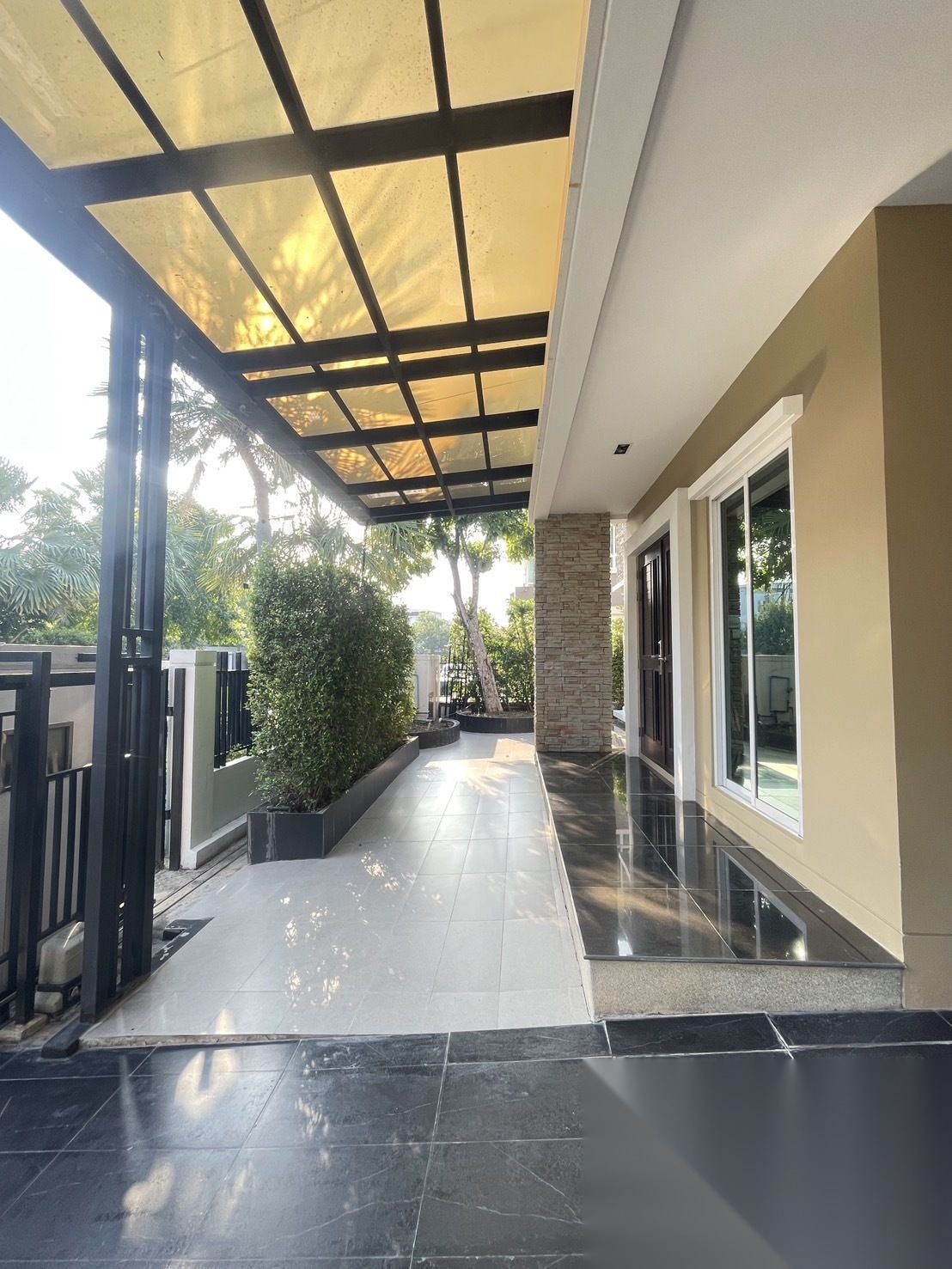 4 Bedroom House for sale at Grand Bangkok Boulevard Rama 9-Srinakarin — photo 4