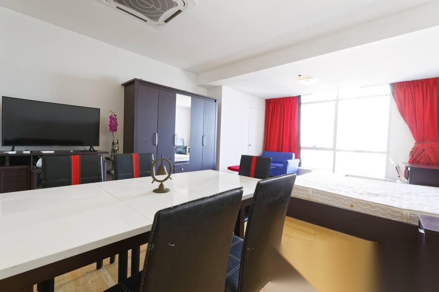 Studio Condo for sale at Baan Sathorn Chaophraya — photo 5