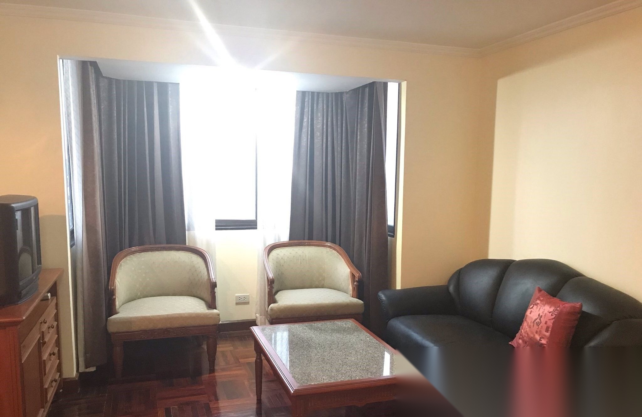 1 Bedroom Condo for sale at Omni Tower Sukhumvit Nana — photo 1