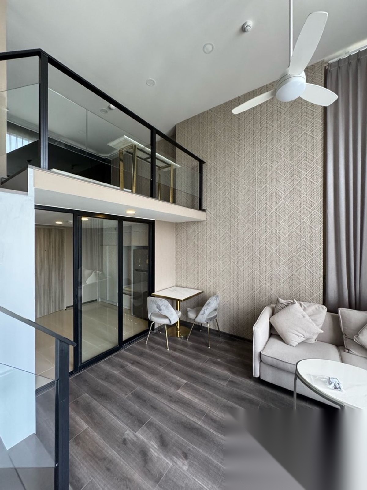 Studio Condo for sale at Knightsbridge Space Ratchayothin — photo 2