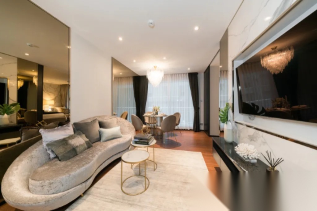 4 Bedroom Condo for sale at The Private Residence Rajdamri — photo 2