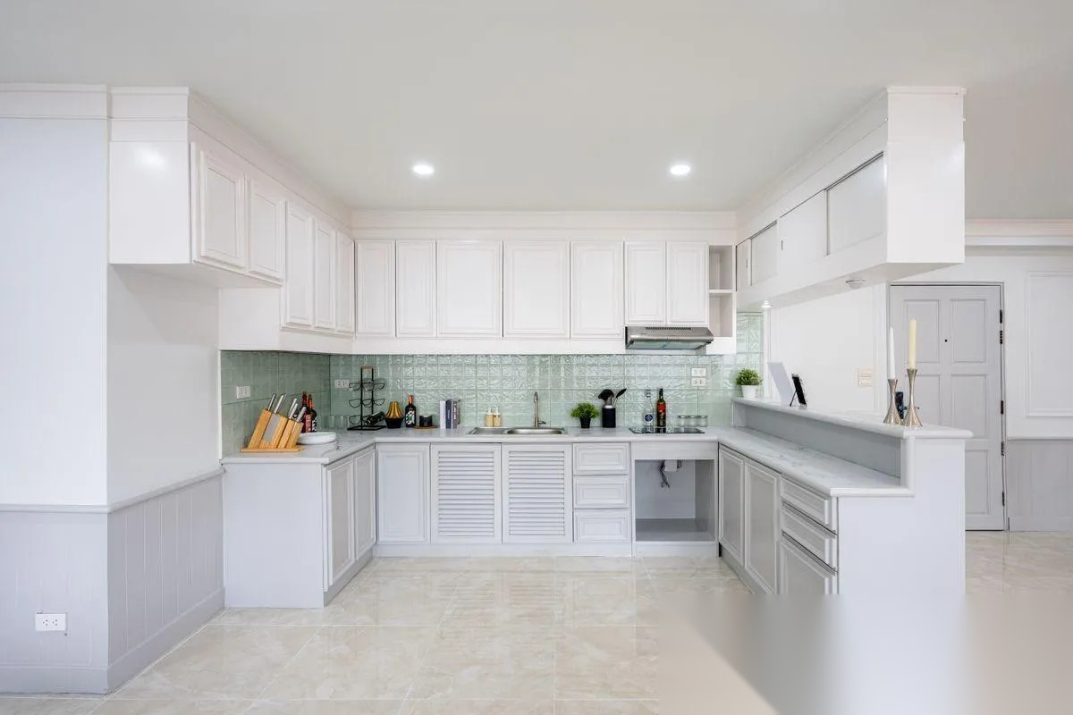 2 Bedroom Condo for sale at Saranjai Mansion — photo 2