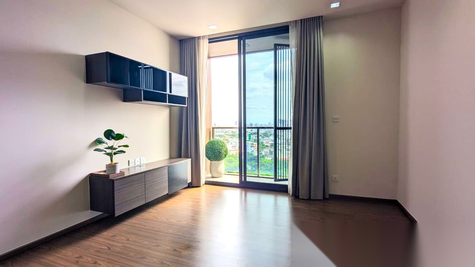 2 Bedroom Condo for sale at The Line Sukhumvit 71 — photo 4