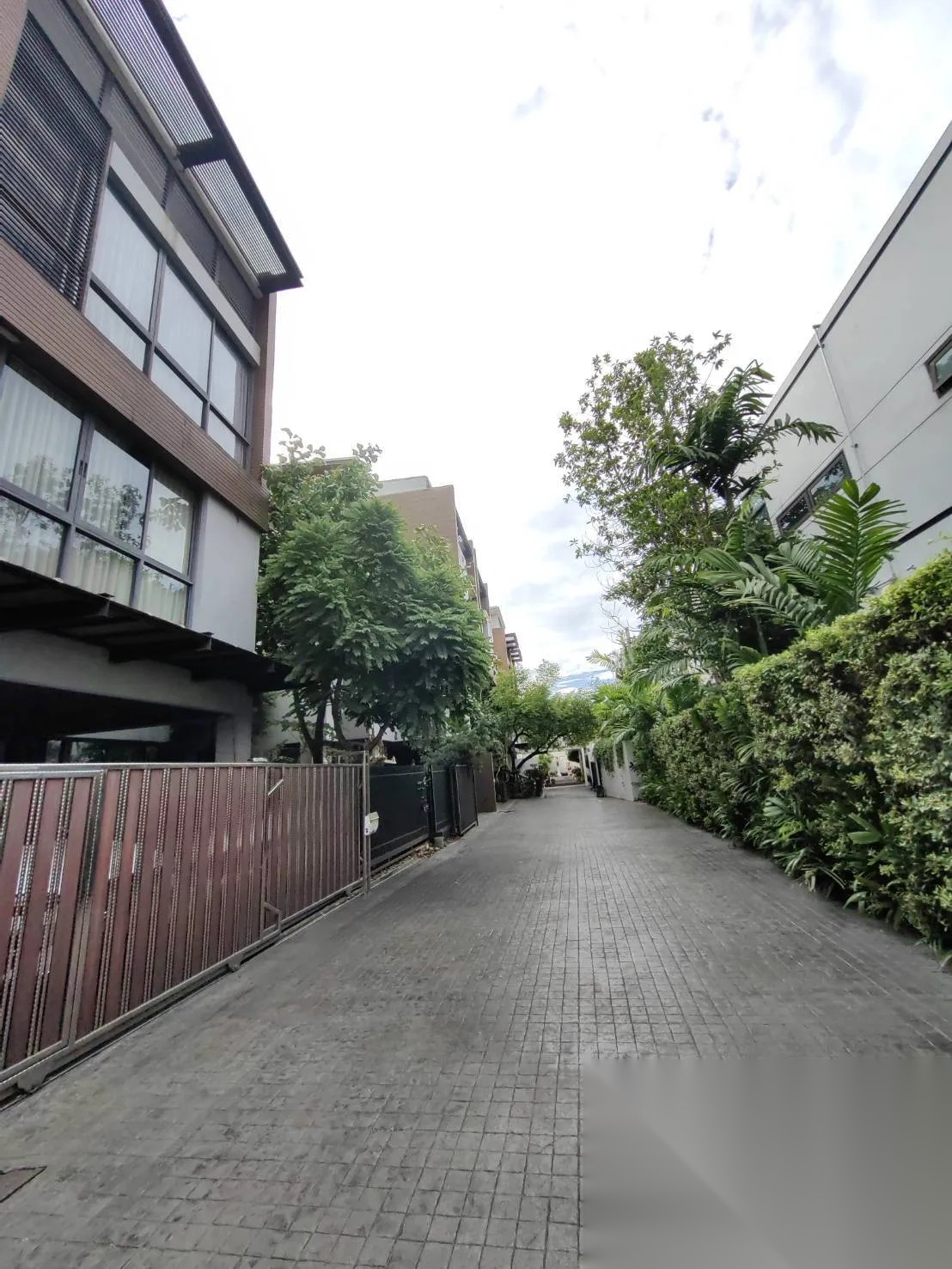 4 Bedroom House for sale at The Plot Yen Akat — photo 1