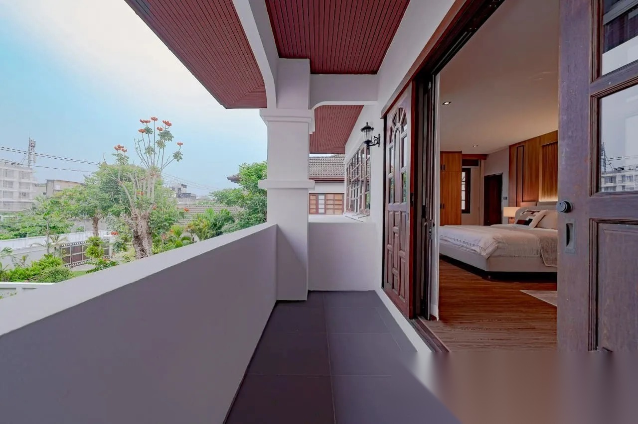 House New Renovate for Sale and Rent — photo 5