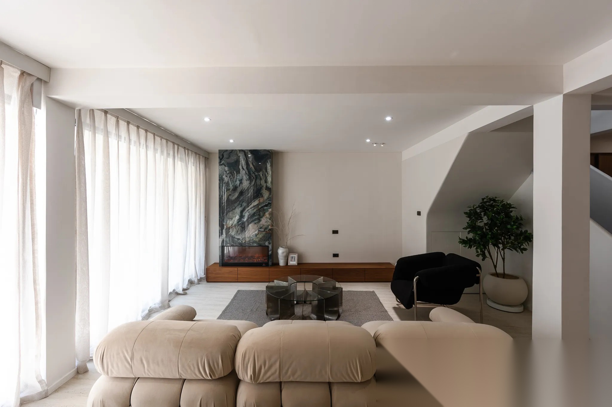 Renovated Townhouse in Sathorn — photo 2