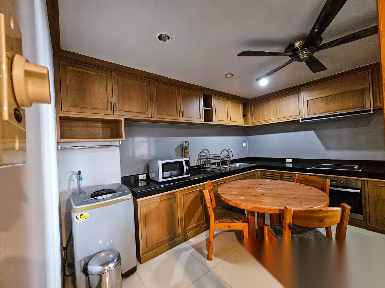3 Bedroom Condo for sale at Richmond Palace — photo 3