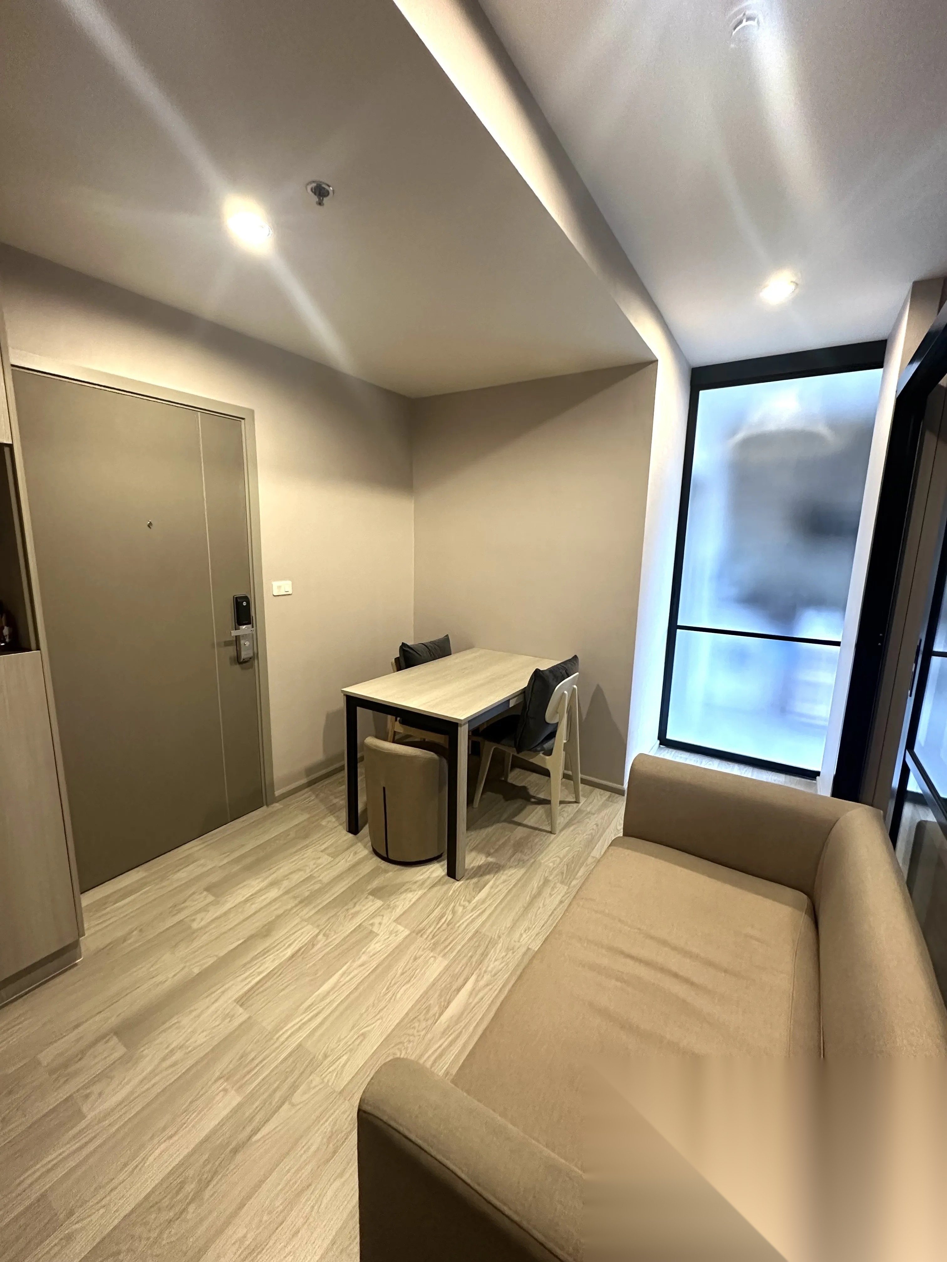 1 Bedroom Condo for sale at Ideo Mobi Sukhumvit East Point — photo 3