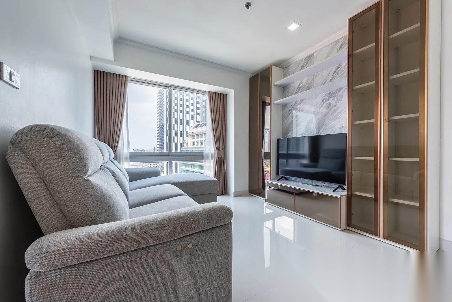 1 Bedroom Condo for sale at My Resort Bangkok — photo 5