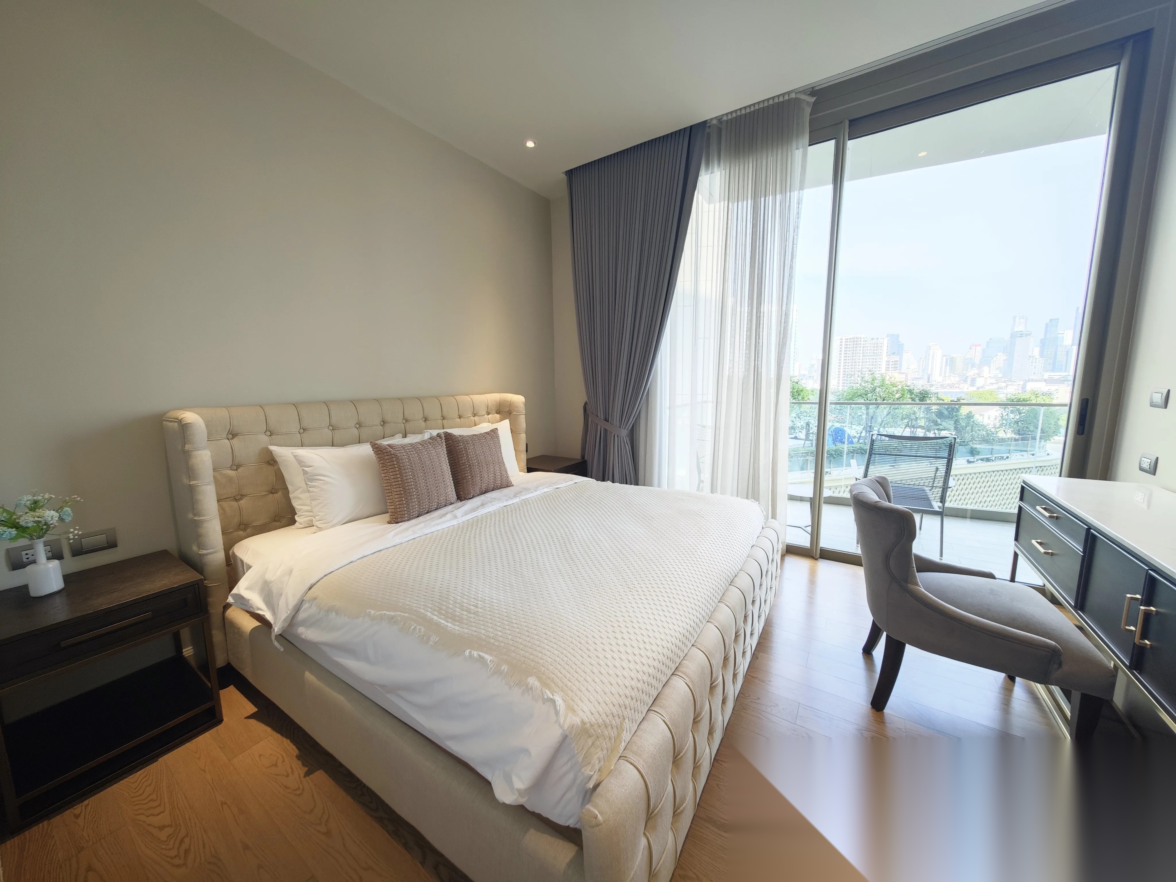 2 Bedroom Condo for sale at Magnolias Waterfront Residences — photo 1