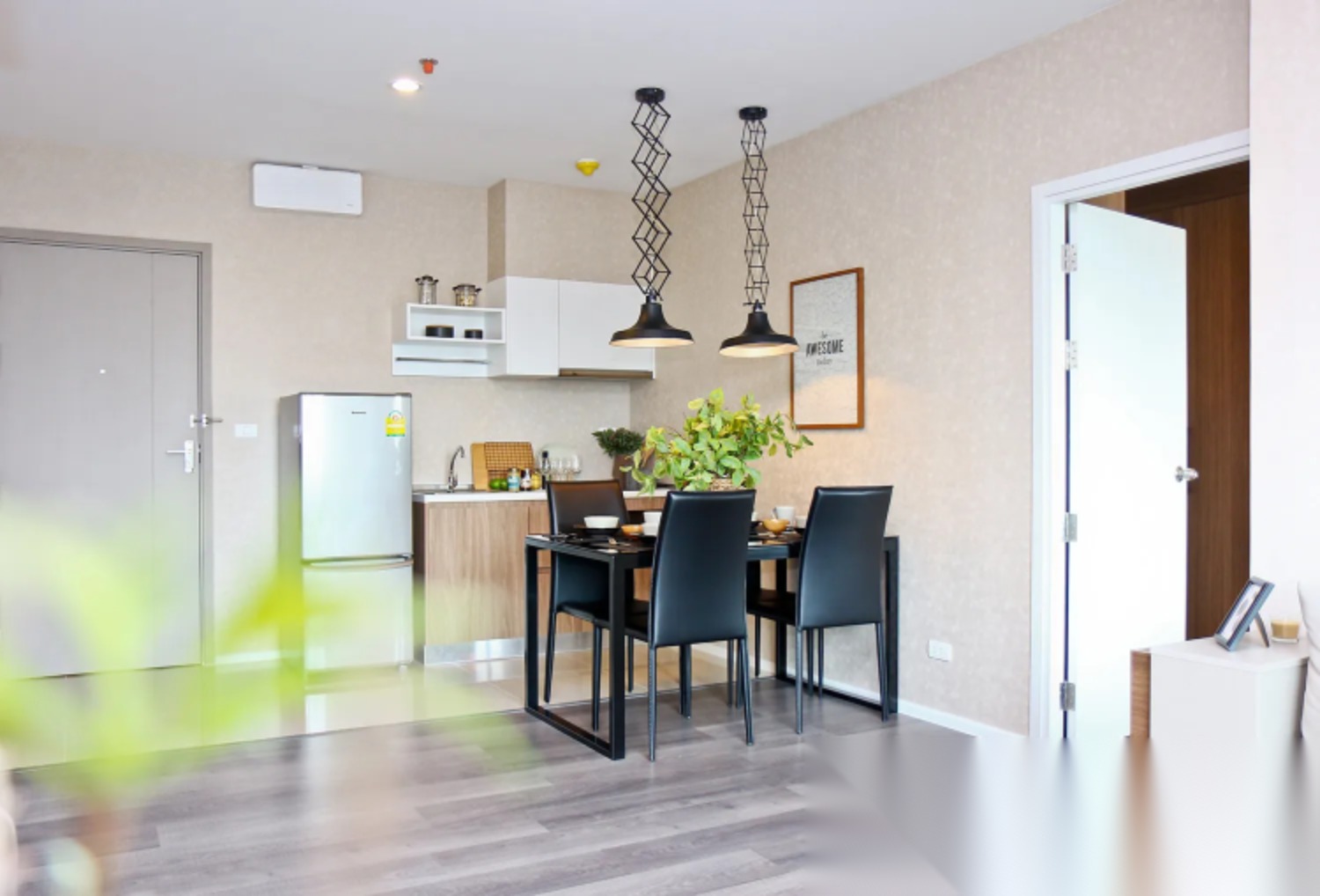 2 Bedroom Condo for sale at The Stage Taopoon - Interchange — photo 3