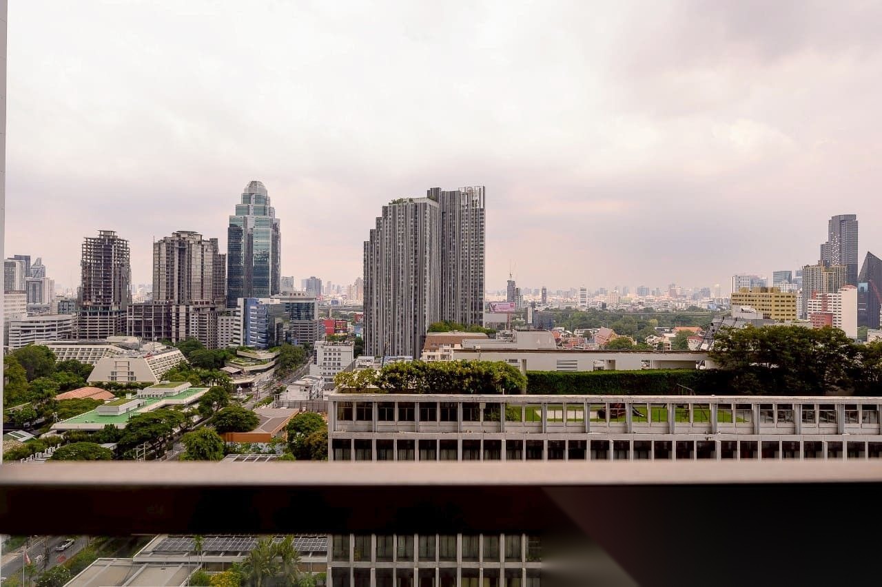 1 Bedroom Condo for sale at Noble Ploenchit — photo 3