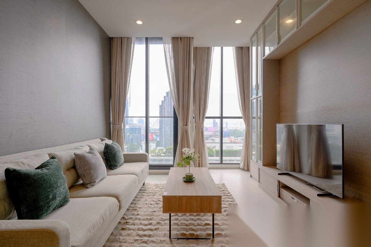 1 Bedroom Condo for sale at Noble Ploenchit — photo 5